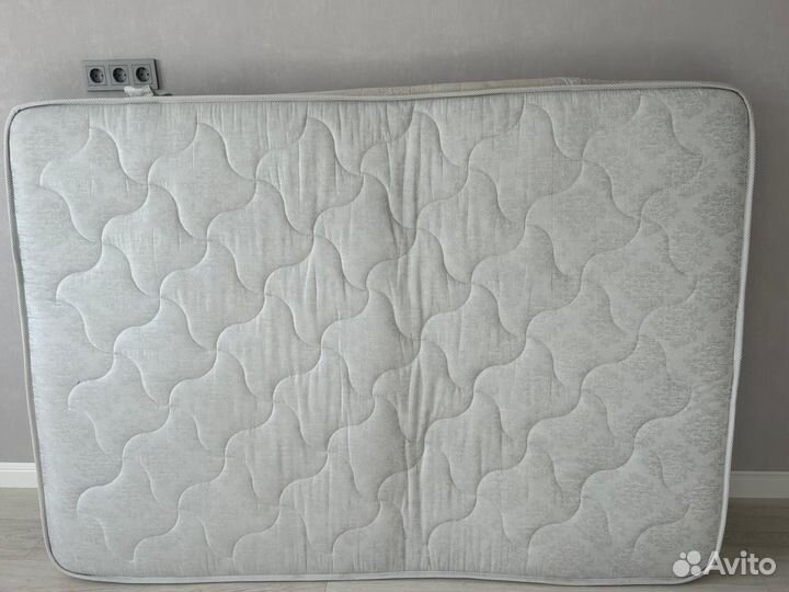 Матрас 140х200 бу