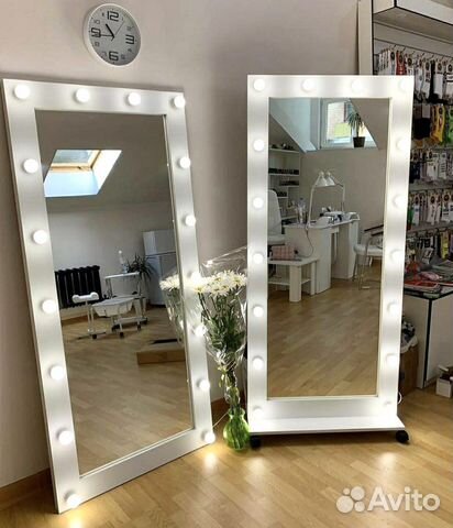 Зеркало с подсветкой