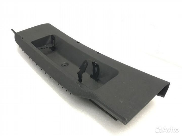 Накладка замка багажника Skoda Octavia 1.6 cwva