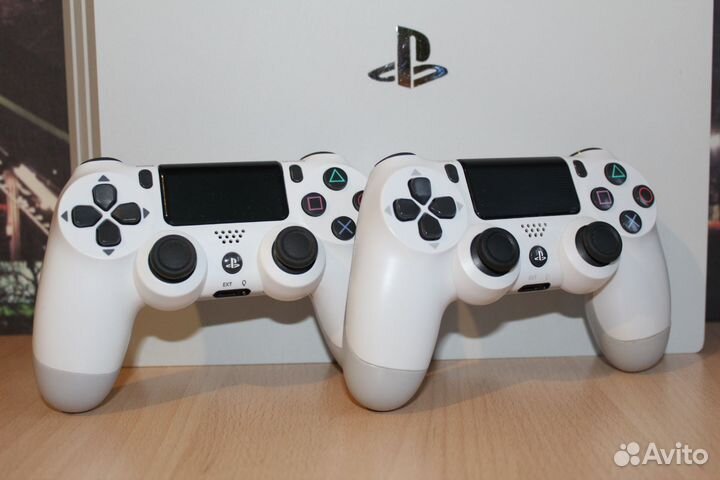 Sony playstation 4 pro white + диск