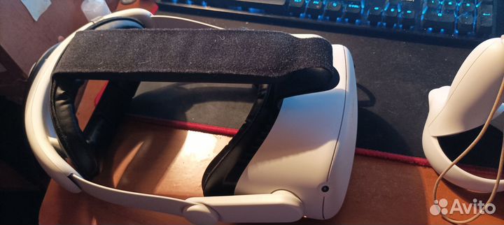 Oculus quest 2 64GB + допы