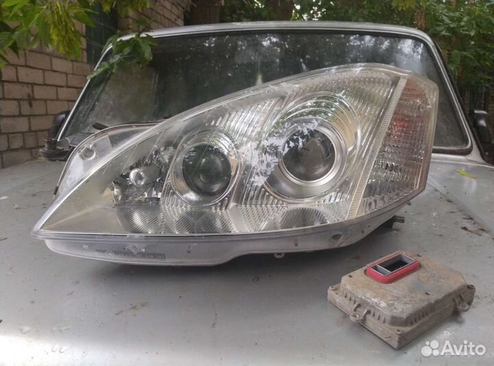 Mercedes 221 фары