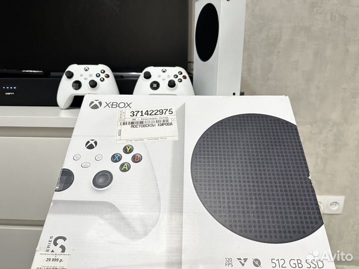 Xbox series s 512gb 2 геймпада