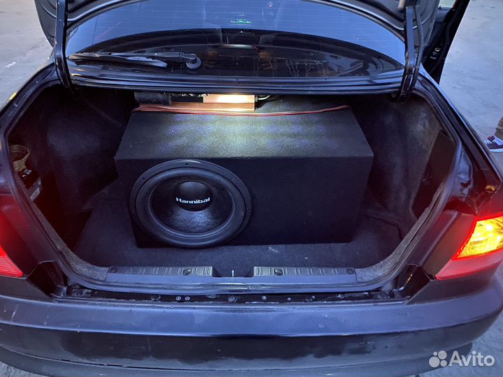 Продам сабвуфер hannibal 15