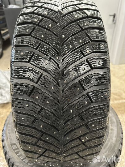 Michelin X-Ice North 4 225/45 R17 94T
