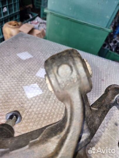 Цапфа задний левый Mazda cx-5. 4 WD