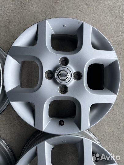 Оригинальные диски Nissan Cube R-15. 4/100