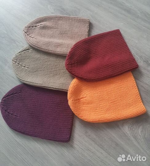 Шапка женская вязаная (бини)