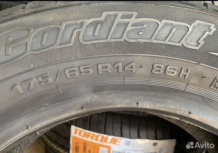 Pirelli Formula Energy 175/65 R14 82T