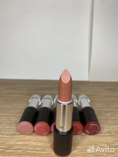 Givenchy помада оригинал