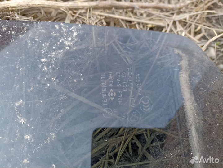 Стекло заднее левое mitsubishi outlender xl