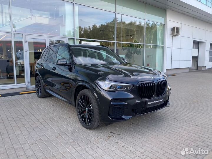 BMW X5 4.4 AT, 2022