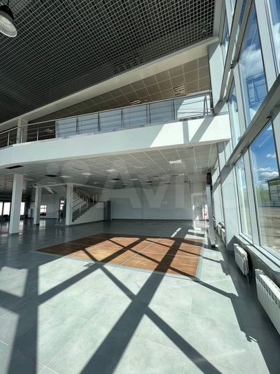 Комплекс зданий автосалонов, 4853 м²