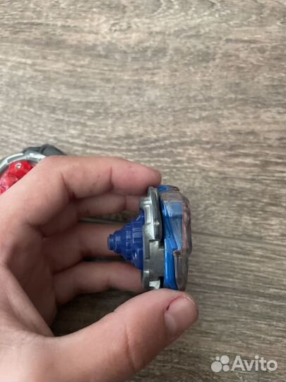 Бейблэйд для игры с друзьями