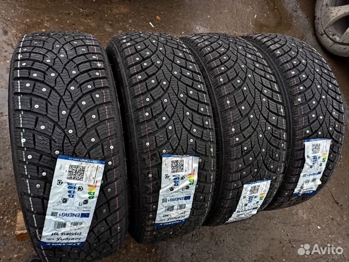 Triangle IcelynX TI501 215/60 R16