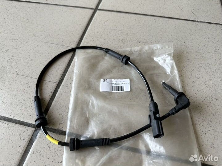 Датчик абс ABS передний Рено Логан/Сандеро Logan