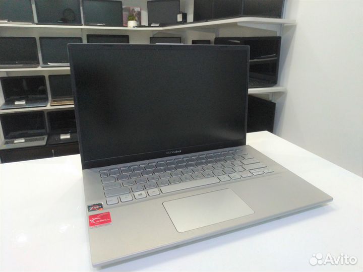 Ультрабук Asus i3-1115g4 / SSD 512Gb