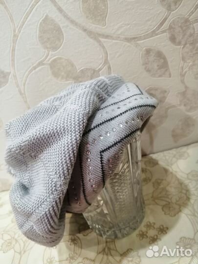 Новый берет на флисе со стразами