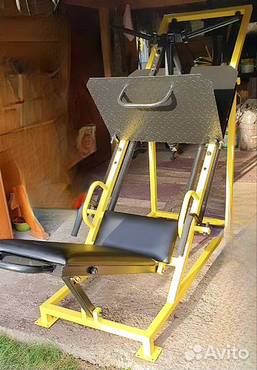 Тренажер жим ногами