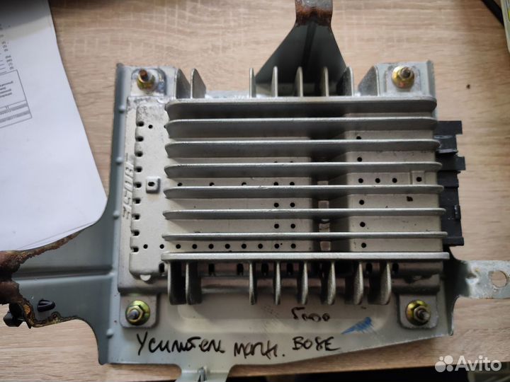 Усилитель Bose Infiniti FX35 FX45 S50 2002-09