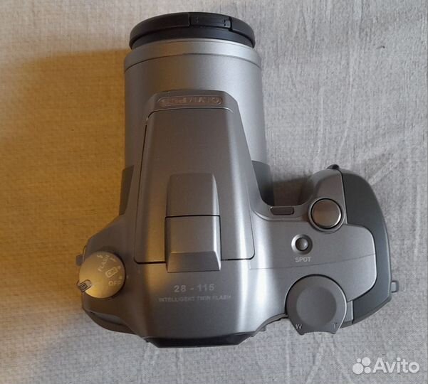 Фотоаппарат Olympus IS 31 с чехлом Lowepro