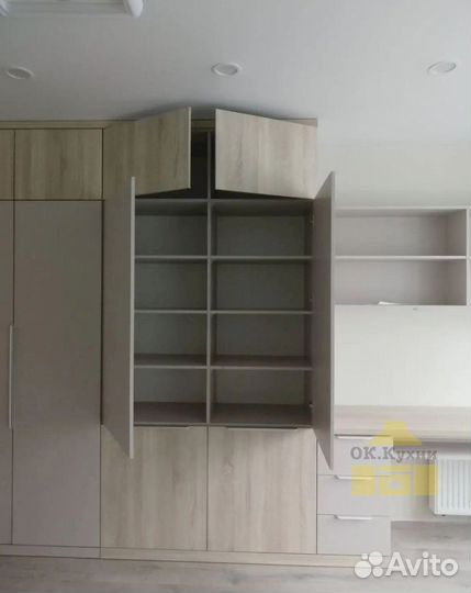 Встраиваемый шкаф