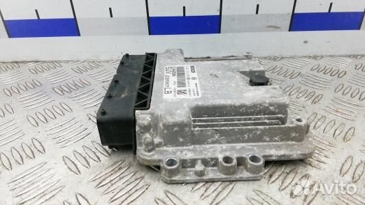 Блок управления двс suzuki SX4 YA11S (ABE06PC01)