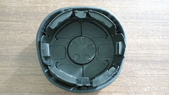 Подушка безопасности крышка кожаная BMW