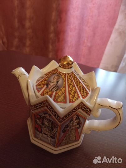 Чайник фарфор