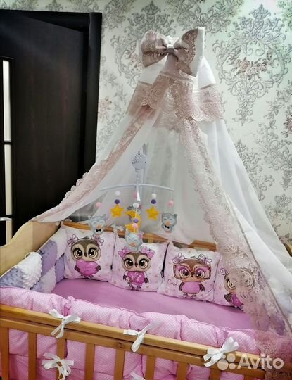 Детская кровать с маятником