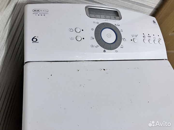 Стиральная машина узкая Whirlpool AWE 10727/1