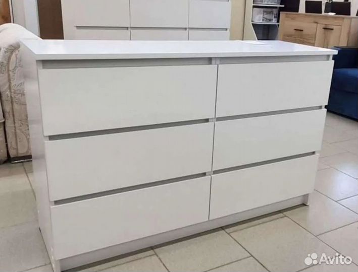 Комод универсальный в современном стиле