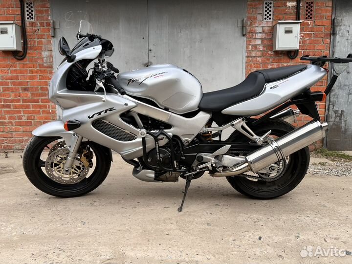 Honda VTR 1000F Fire Storm