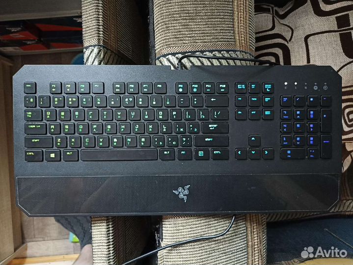 Игровая клавиатура razer