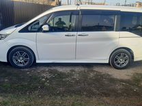 Honda Stepwgn 1.5 CVT, 2015, 75 000 км, с пробегом, цена 1 850 000 руб.