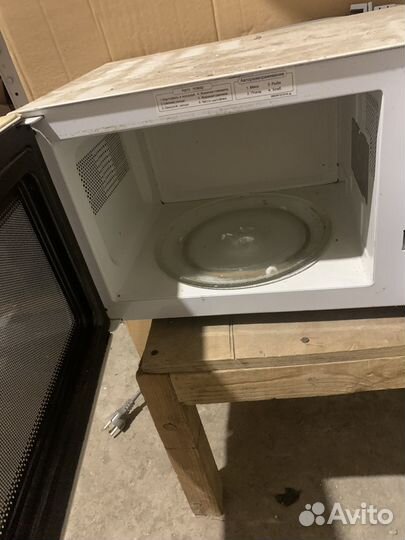 Микроволновая печь lg