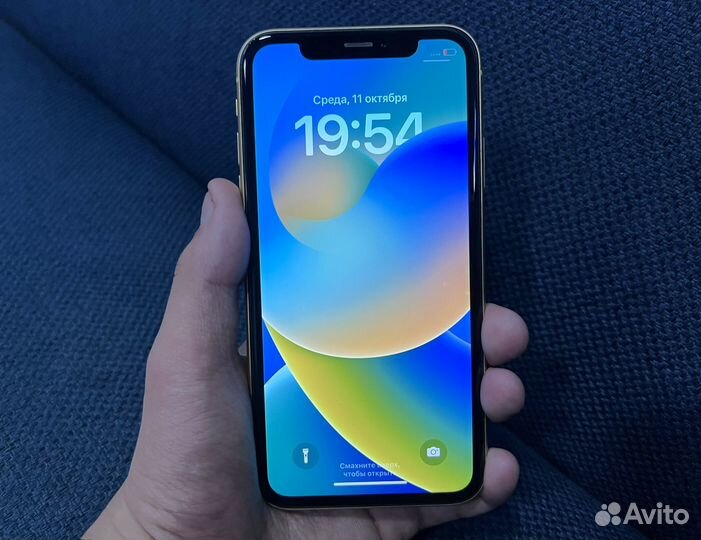 iPhone Xr, 64 ГБ