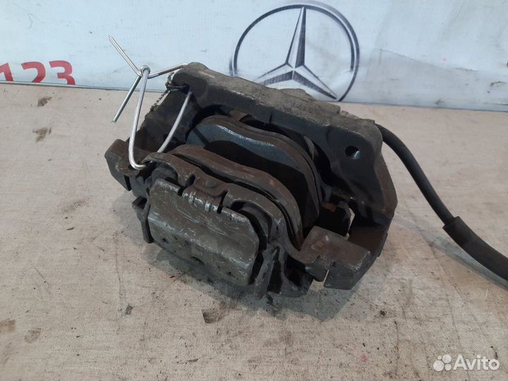 Суппорт тормозной передний левый Bmw X5 E70