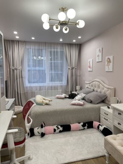 2-к. квартира, 63 м², 3/22 эт.