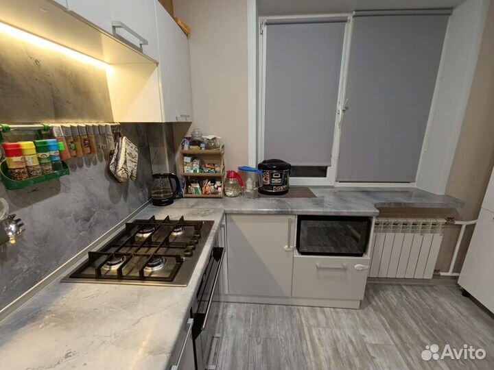 Кухня угловая бу