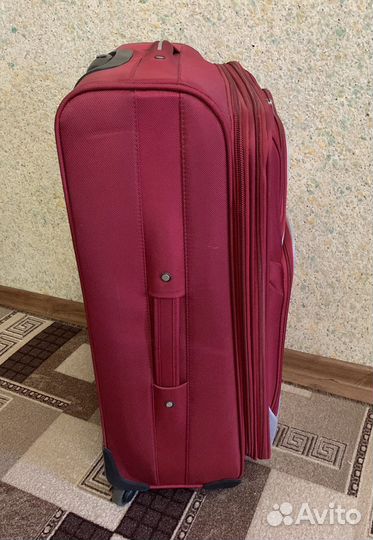 Чемодан на колесах redmond