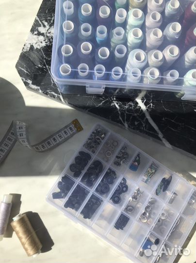 Контейнер органайзер для хранения ниток