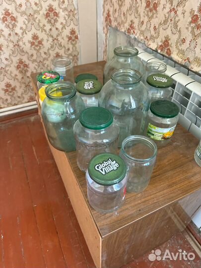 Отдам бесплатно банки