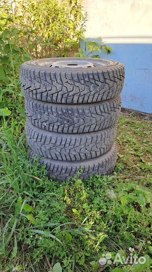 Hankook Winter I'Pike 13/70 R13 32H