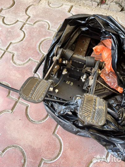 Педали для автошколы