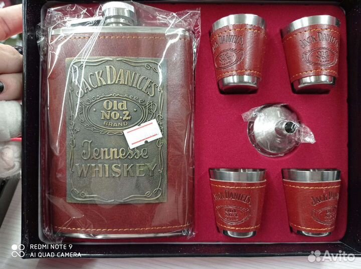 Набор фляга рюмки Jack Daniel’s в ассортименте