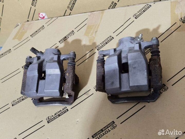 Суппорт тормозной задний Lexus Rx 3 2009-2015