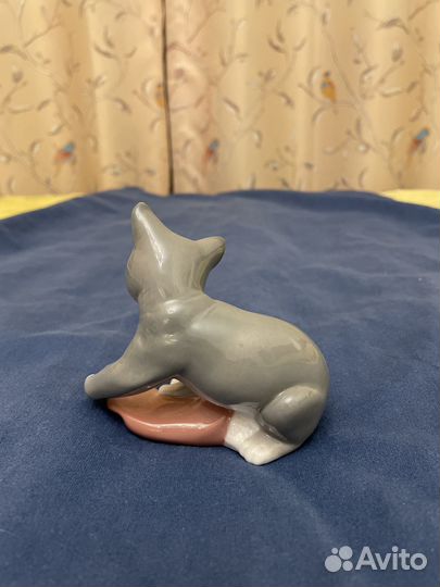 Фигурка «рождественский котёнок « NAO