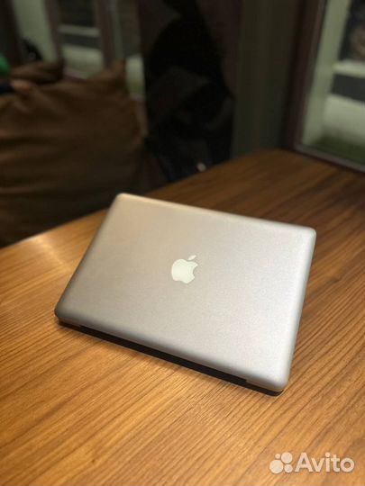 MacBook Pro (SSD, M2, i5)