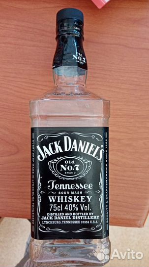 Бутылка Jack Daniels